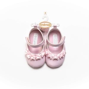 Baby Girl Crib Shoes Size 4 = 9-12m